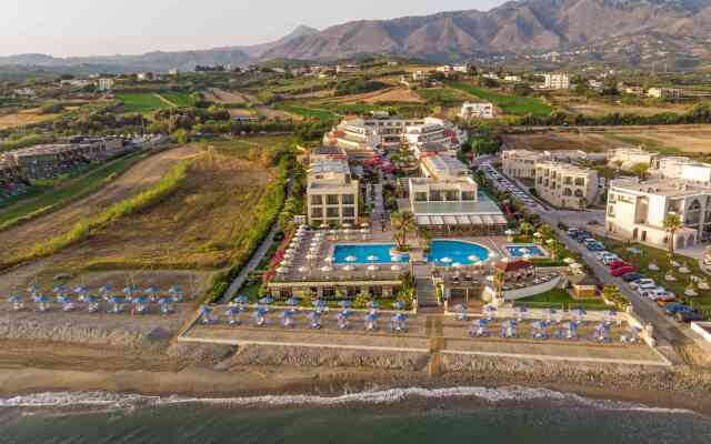 Hydramis Palace Beach Resort