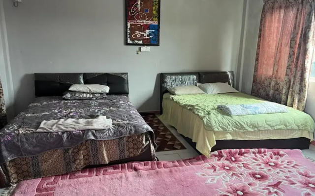OYO 90797 Napoh Motel