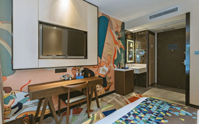 CHEERMAY HOTELS (Guangzhou Pazhou Exhibition Center Chigang Metro Station)