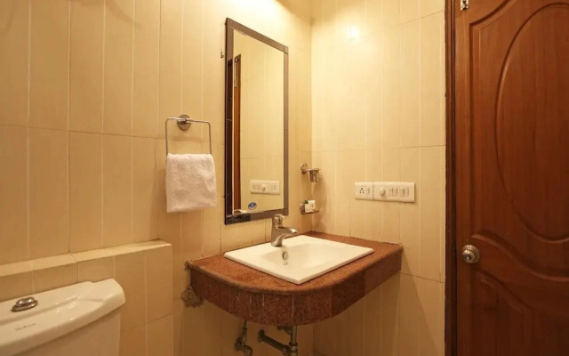 Solitaire Villa By OYO Rooms