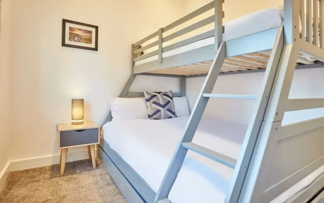 Host Stay West Cliff Retreat