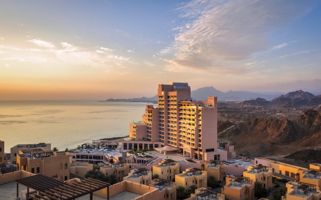 Fairmont Fujairah Beach Resort