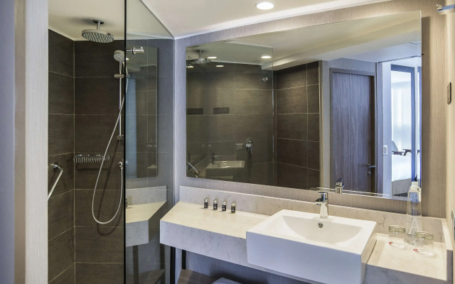 Atton Vina del Mar San Martin by Pullman