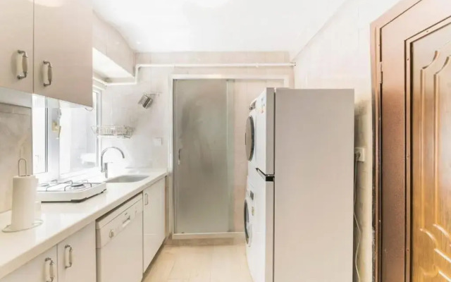 Beautiful 2BR House w/AC 400meters Taksim Square