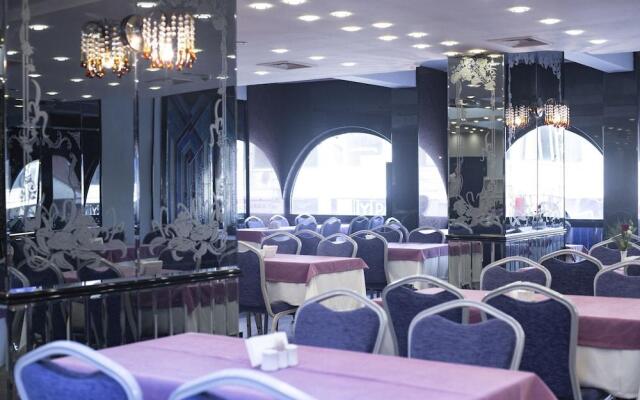 Atiskan Hotel