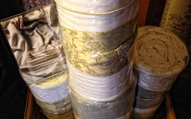 The Queen, A Victorian Bed & Breakfast