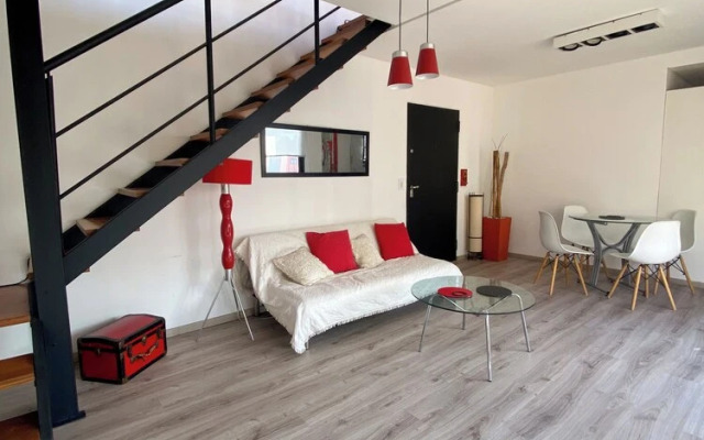 RentUp-Elegancia con balcón. Recoleta