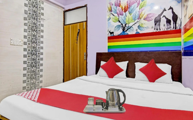 SPOT ON 70037 Hotel Delight Inn