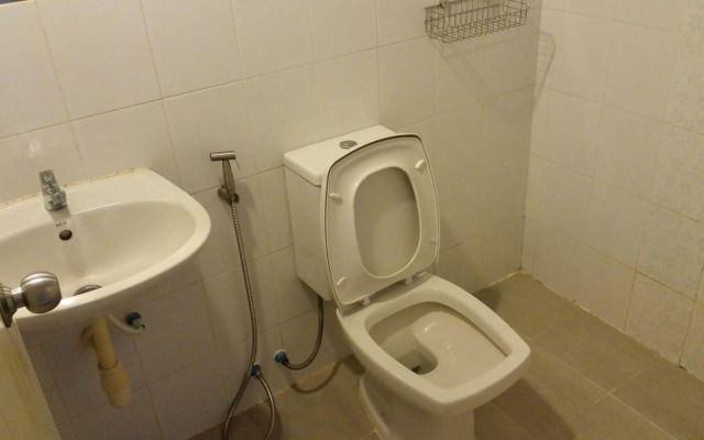 Gems Park Apartment