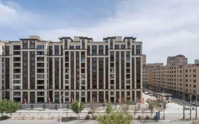 Weimei Shangpin Hotel (Hami Huanghou Tianjie)