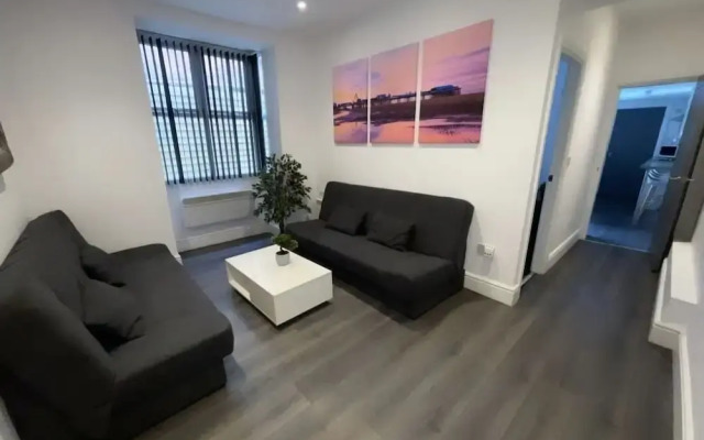 Albert Luxury Hottub and Jacuzzi Apartments