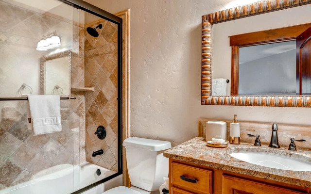 White Cloud Home #487