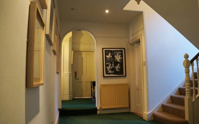At-Home Bed & Breakfast Ealing