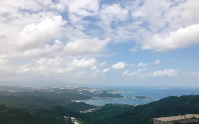 J.F Sleepless Ones Garden Hotel