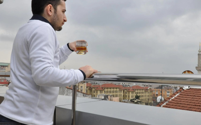 Hivas Hotel
