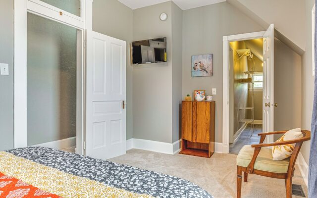 Pet-friendly Indianapolis Home Near Mile Square!