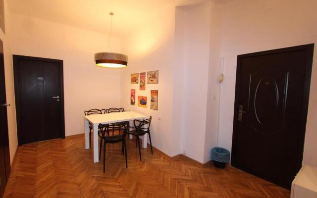 Hostel Chmielna 5 Rooms & Apartments