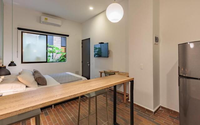 The Somos Flats Laureles