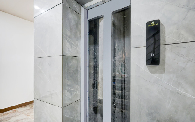 Super Townhouse Sarai Metro Station Formerly Palla