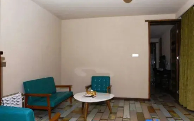 Shier Beihou Shuanghe Inn