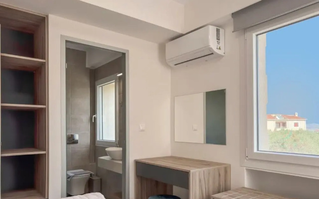 AeNaos Luxury Villa