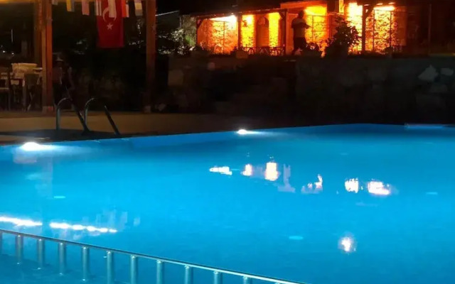 Maryy'İnn Hotel