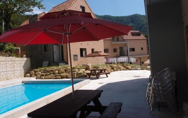 Wanju Madangi Sumokwon Pension