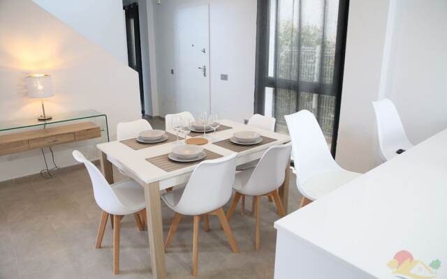 Casa Blanco - Luxury Detached Villa