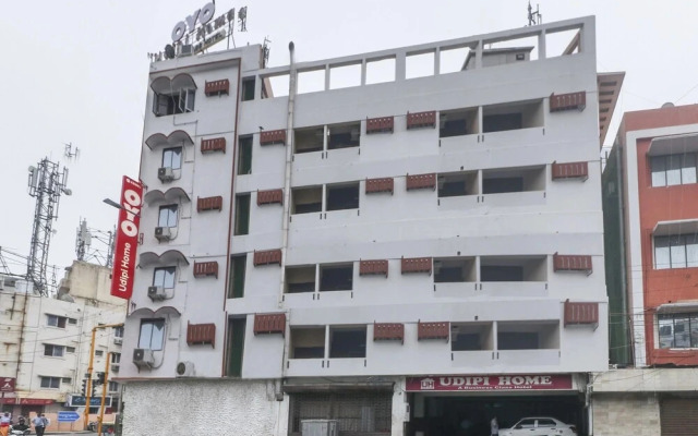 Udipi Home by OYO Rooms