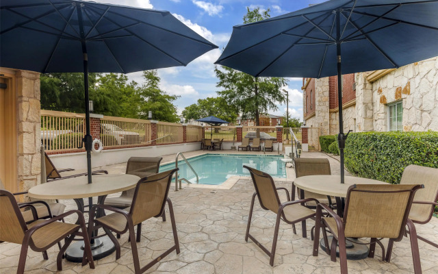 Best Western Red River Inn & Suites