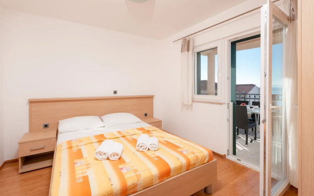 Villa Tucepi Apartments