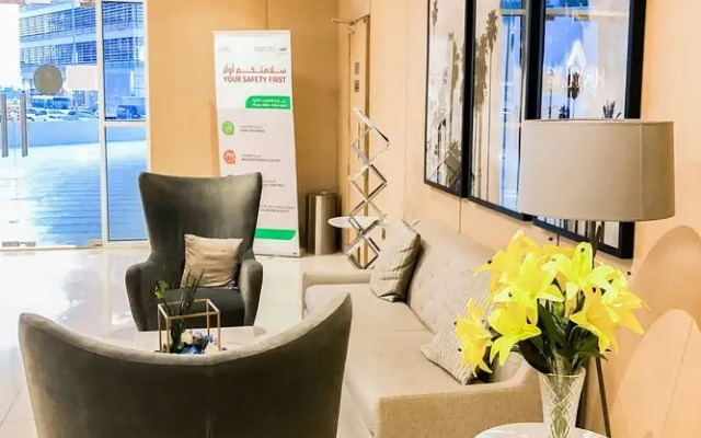 Fully Furnished Studio in Azizi Aliyah