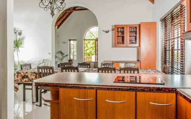 St Francis Bay Luxury Lodge 2