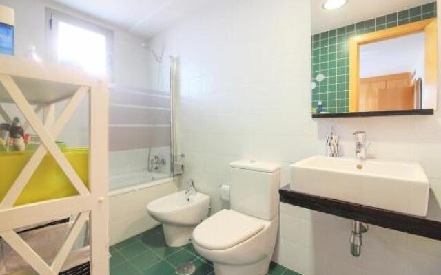 Apartamento Con Piscina - Bor228