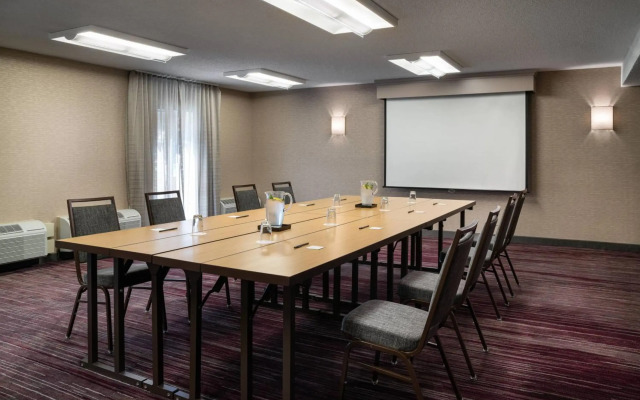 Courtyard by Marriott Pleasanton