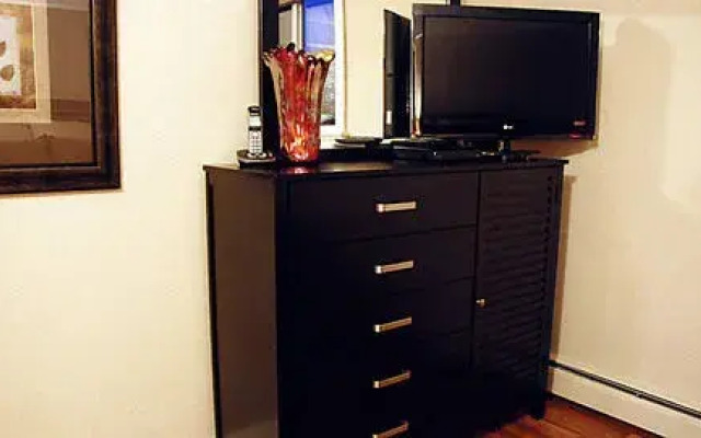 Corporate Suites of Calgary - Sunnyside