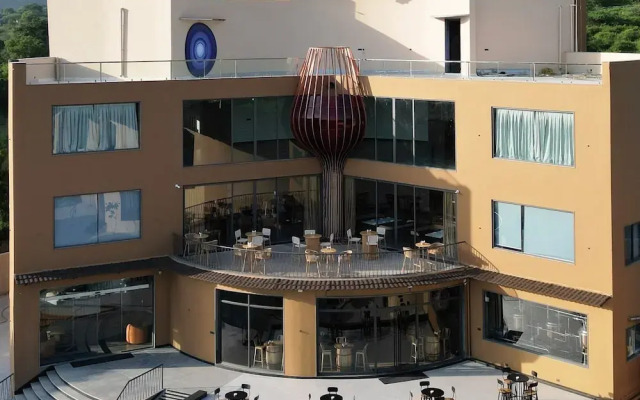 The Qualia Resort Club & Brewery