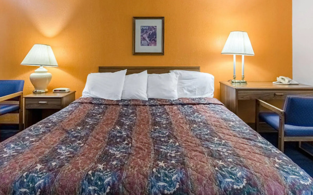 AmeriVu Inn - New Hampton