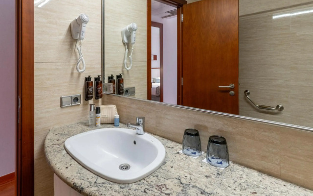 Prestige Victoria Hotel