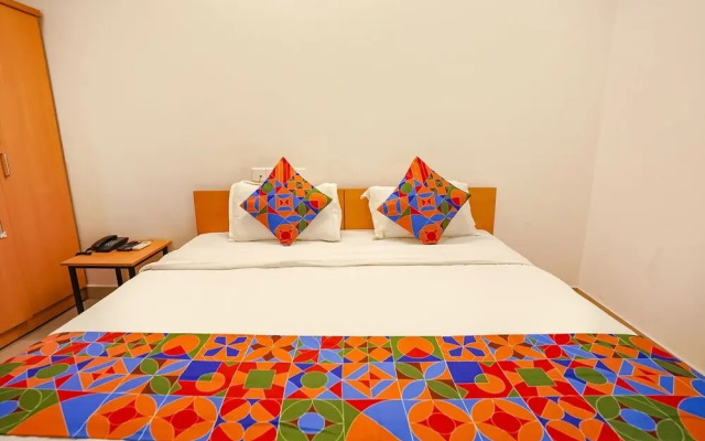 Fabhotel Krystal
