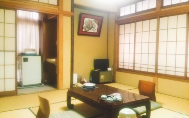 Higashiyama Onsen Motoyu Arimaya