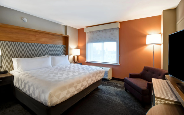 Holiday Inn Lancaster by IHG