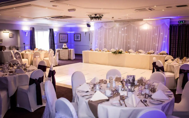 Holiday Inn A55 Chester West by IHG