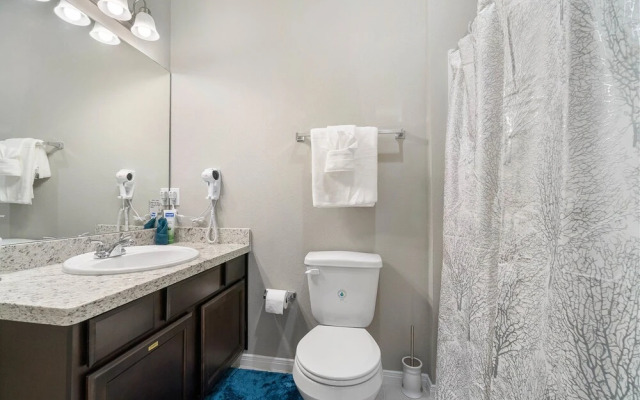 Experience a First Class Stay - 2 BDRM