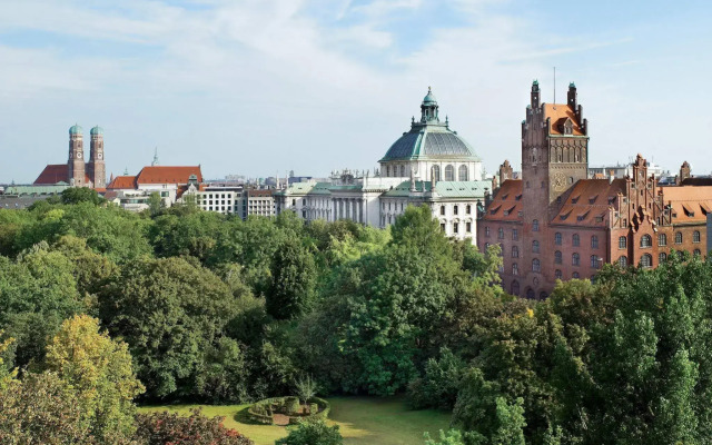 Rocco Forte The Charles Hotel