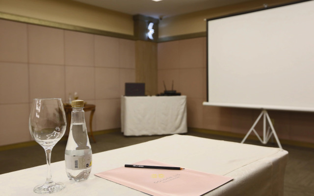 Golden Lis Hotel Boutique