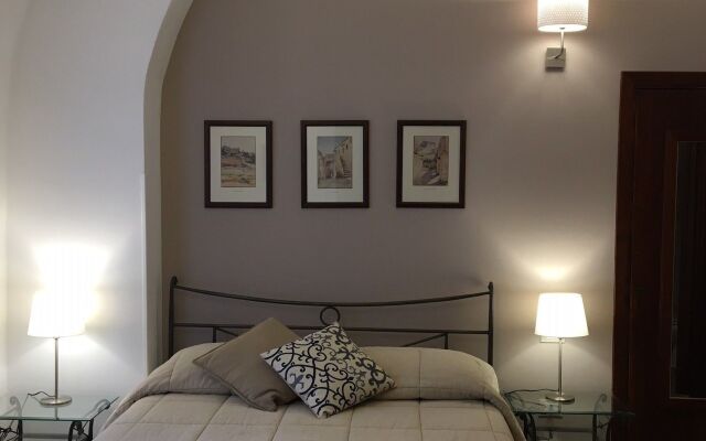 B&B Macrina