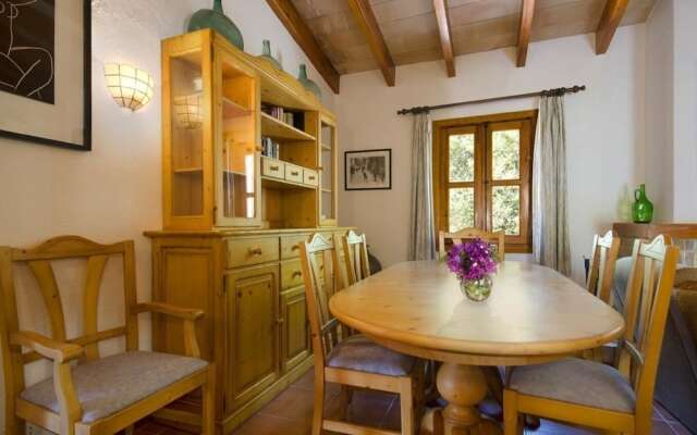 Villa - 2 Bedrooms with Pool - 103243