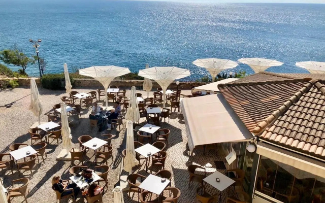 Cascais Modern Getaway