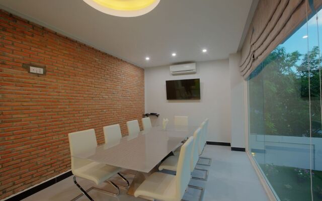 Colina Boutique Hotel